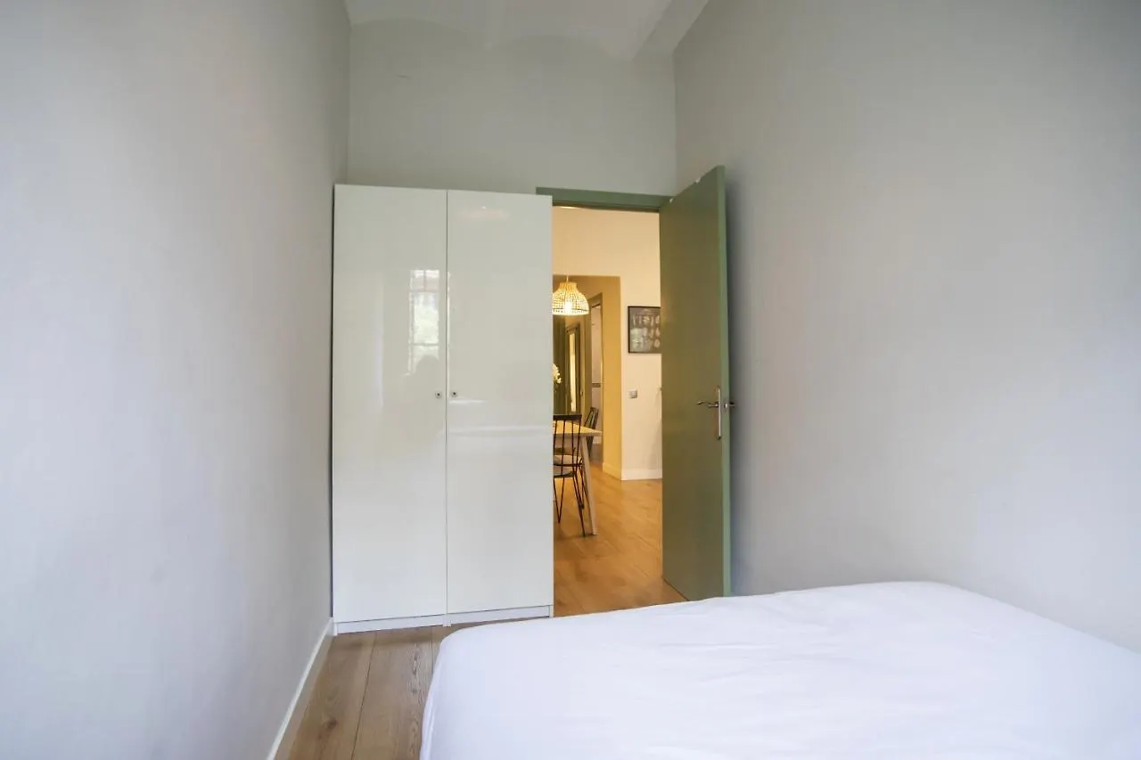 31Ent1027 - Mediterranean Decorated Apartment Barcelone