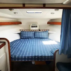  Hotel en barco Cozy Private Two Yacht In Barcelona - Port Fórum